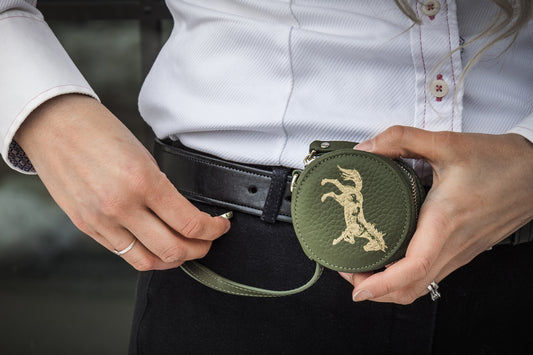 Accessory Keeper in Countryside