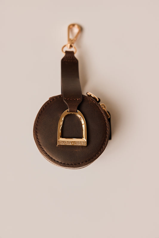 Stirrup Accessory Keeper in Havana