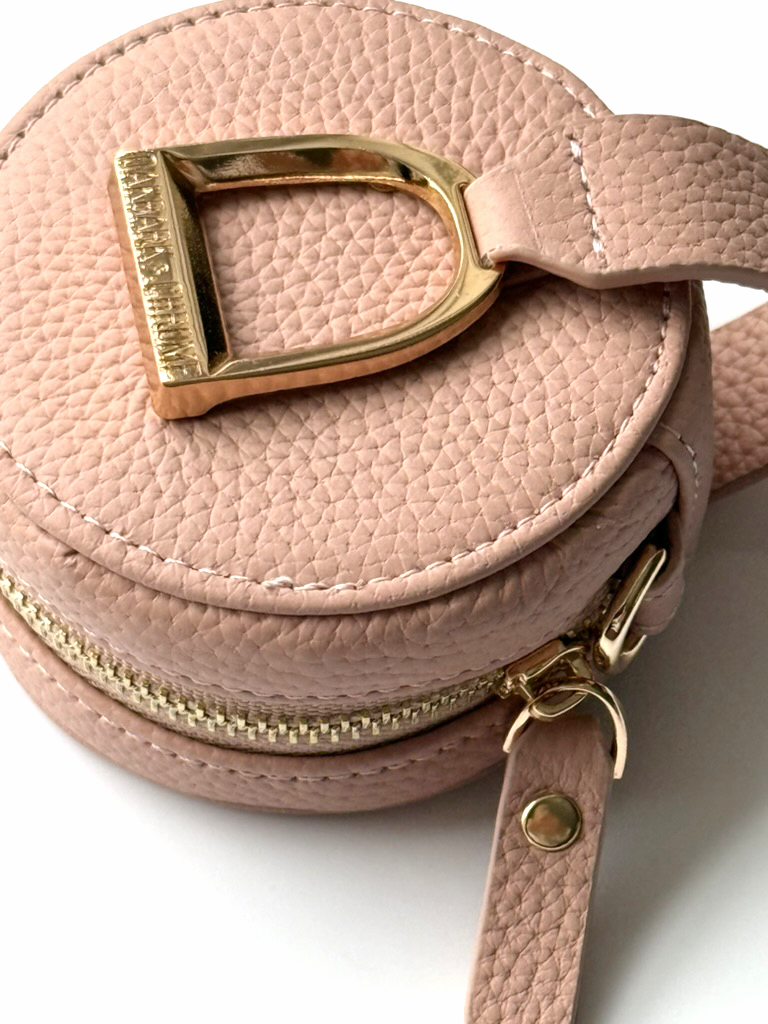 Stirrup Accessory Keeper in Blush